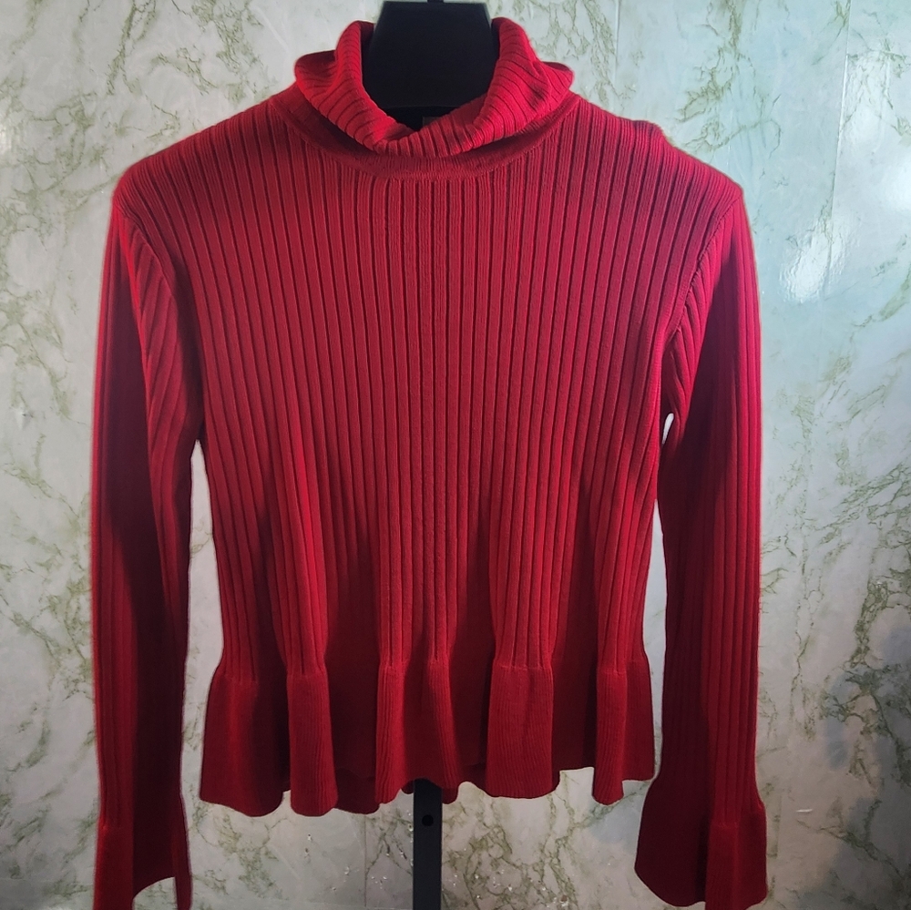 EDWARD ACHOUR PARIS Stunning Red Ribbed Turtleneck